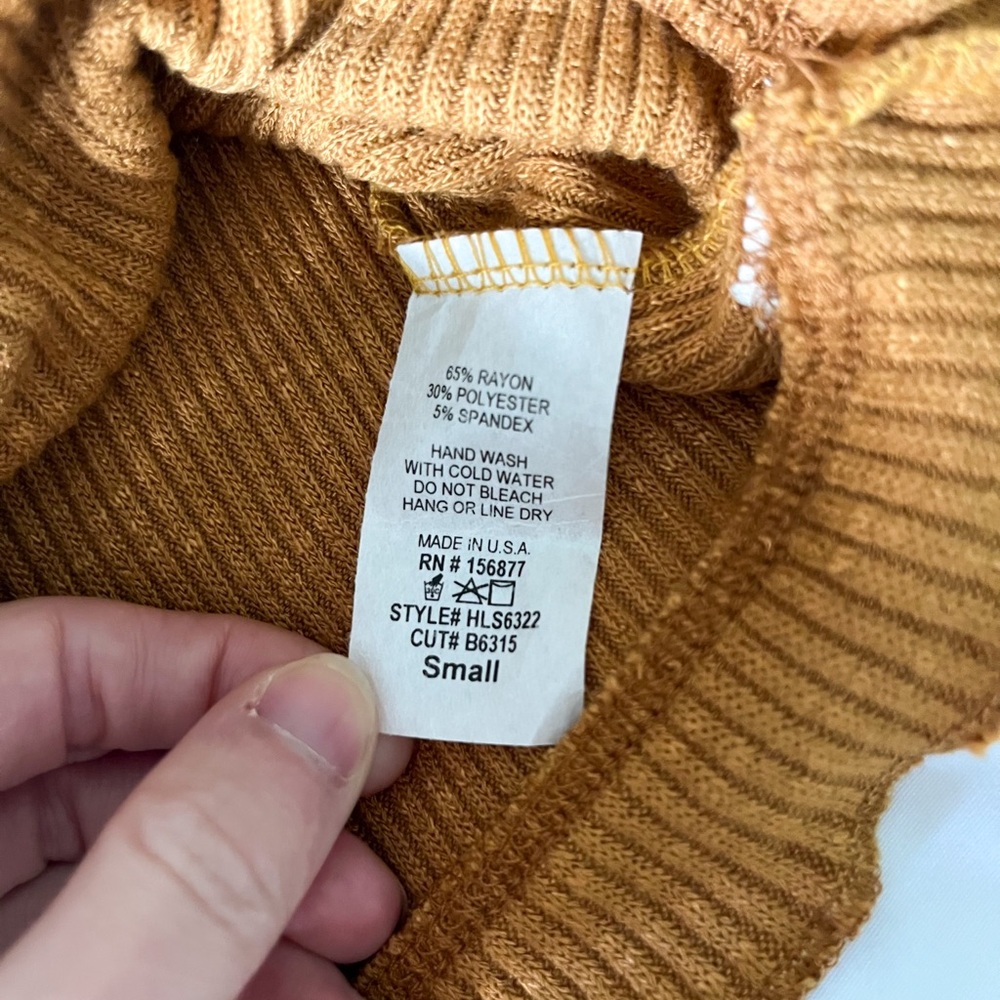 Forever 21 Yellow Ruffle Trim Rib Knit Crop Top Size Small - Picture 7 of 10